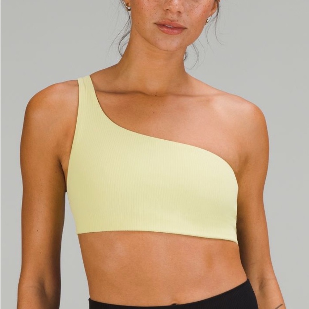 Lululemon Athletica Ribbed Asymmetrical Yoga Bra
